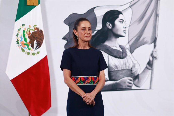 23 de maio de 2025, Cidade do México, Cdmx, México: A presidente do México, Claudia Sheinbaum Pardo, fala durante uma coletiva de imprensa sobre o imposto de 3,5% sobre remessas do governo dos EUA no Palácio Nacional, em 23 de maio de 2025, na Cidade do M