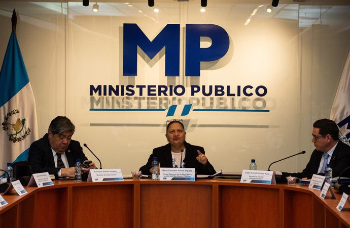 Archivo - Arquivo - 7 de fevereiro de 2024, Cidade da Guatemala, Cidade da Guatemala, Guatemala: O Procurador-Geral da República, CONSUELO PORRAS, e o Ministro do Interior, FRANCISCO JIMENEZ, realizaram uma coletiva de imprensa para anunciar os acordos fi