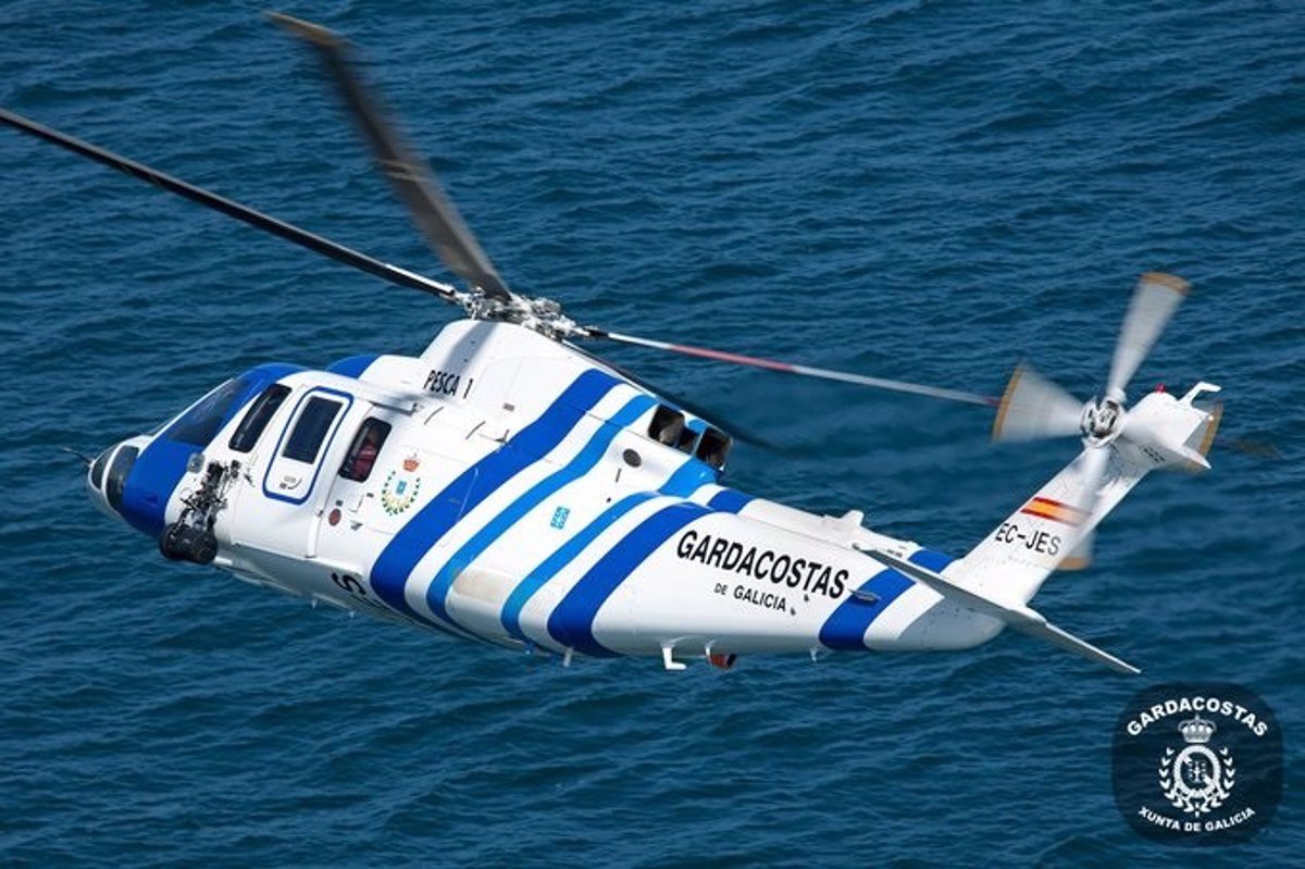 Evacuado en helicóptero un trabajador del Parque Nacional Illas Atlánticas tras caer en unas rocas