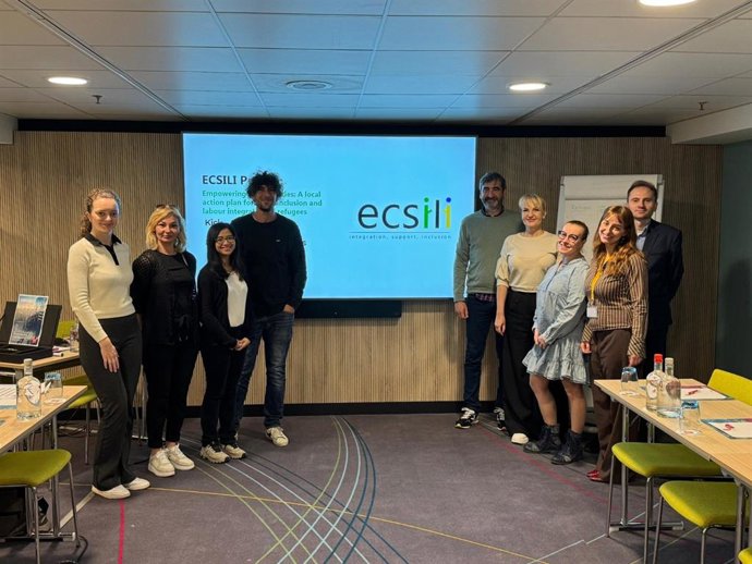 Reunión sobre el proyecto europeo 'Empoderando a las comunidades: un plan de acción local para la inclusión social y la integración laboral de los refugiados' en Bruselas (Bélgica).