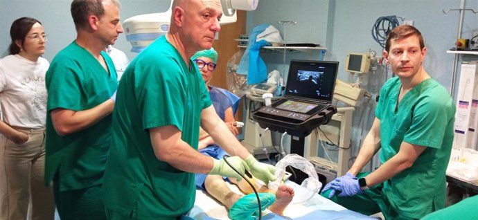 Urso internacional sobre crioneurolisis que el Hospital Viamed Los Manzanos ha acogido durante dos días en el que se han dado cita expertos internacionales y participantes llegados de toda España y otros países europeos.