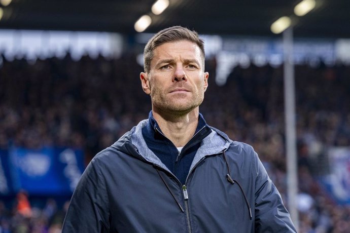 Archivo - FILED - 09 November 2024, North Rhine-Westphalia, Bochum: Leverkusen coach Xabi Alonso pictured prior to the start of the German Bundesliga soccer match between VfL Bochum and Bayer Leverkusen at Vonovia Ruhrstadion. Photo: David Inderlied/dpa -