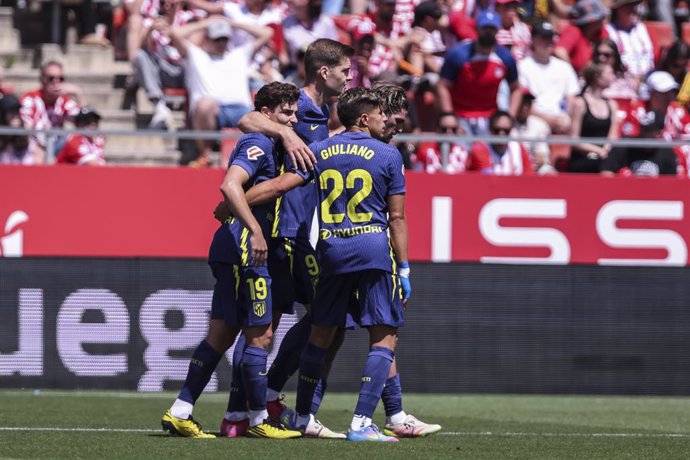 Alexander Sorloth of Atletico de Madrid celebrates a goal with his teammates during the Spanish league, La Liga EA Sports, football match played between Girona FC and Atletico de Madrid at Estadio de Montilivi on May 25, 2025 in Girona, Spain.