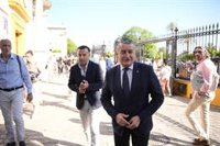 Sanz acusa a Montero de ser "la mera delegada de Sánchez" y de no defender los intereses de los andaluces