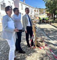 La Junta destina 60.000 euros a mejorar servicios en Almadén de la Plata (Sevilla) para fijar la población