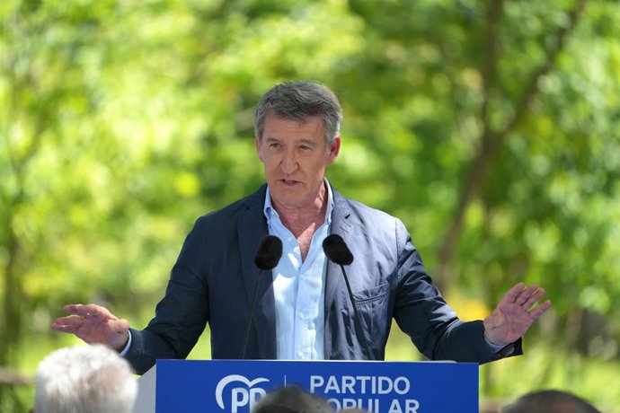 Feijóo ve "gravísimo" el audio contra la UCO y pide apoyo para el "cambio" ante el "olor a podrido" con Sánchez