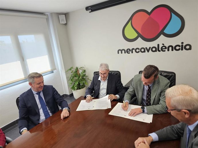 Mercavalencia y Ecoembes colaboran en la valorización de envases procedentes de la actividad del mercado mayorista