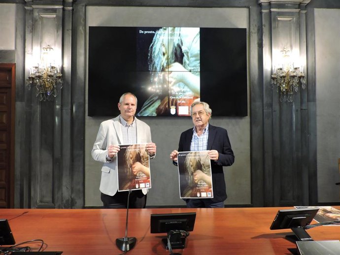 Presentación de una antología de poemas del Ayuntamiento de La Puebla de los Infantes en la Casa de la Provincia.