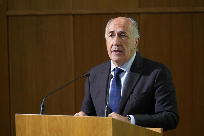 Archivo - El alcalde de Algeciras, José Ignacio Landaluce, en una intervención. 