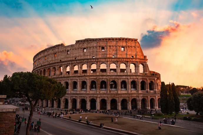 Coliseo al atardecer