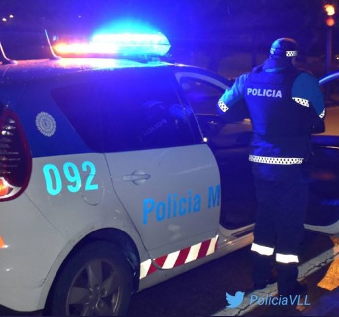 Archivo - Agente de la policía municipal.