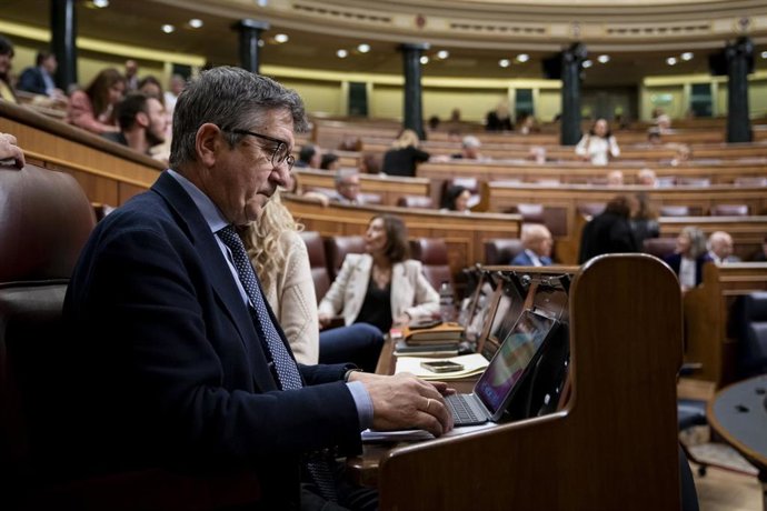 El portavoz del PSOE en el Congreso, Patxi López, a 6 de mayo de 2025, en Madrid (España). 