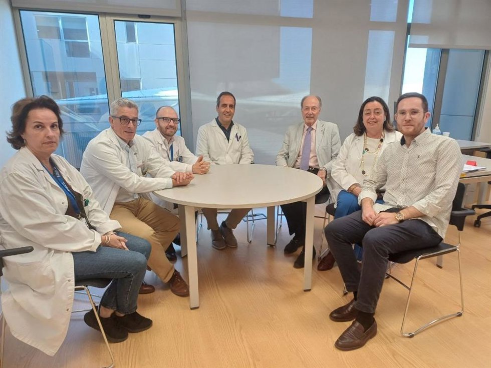 Edgardo Carosella, tercero por la derecha, junto a José Sedes, Carmen Santiago, Esther Montoro, Ginés Luengo, Pablo Conesa y Antonio Lázaro Sánchez