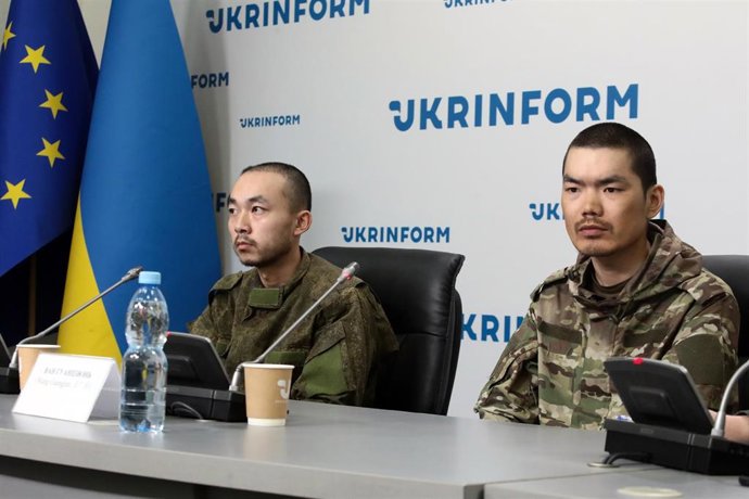 Archivo - Zhang Renbo y Wang Guangjun, detenidos en Ucrania.