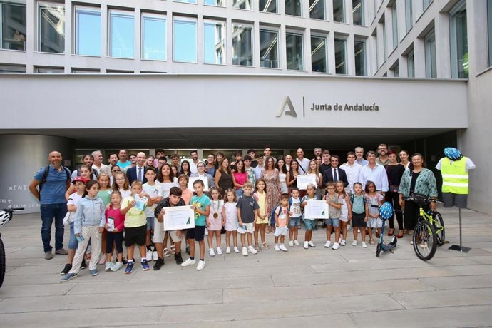 La Junta anima a los centros educativos a participar en un concurso para fomentar la movilidad sostenible