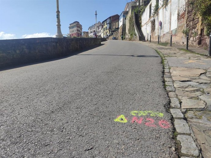 Rampa de acceso al puerto de Lastres, en Colunga