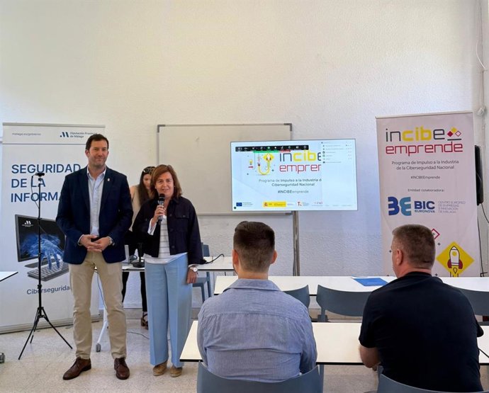 La diputada de Desarrollo Tecnológico, Sagrario Molina, ha ducgi que la colaboración entre la Diputación de Málaga y BIC Euronova surge en el marco del convenio de colaboración que este centro mantiene con el Instituto Nacional de Ciberseguridad (Incibe).