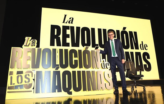 El director general de la entidad, Víctor Manuel Martín, en la presentación de la campaña.