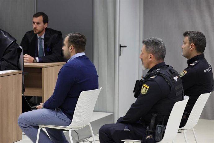 El acusado de un atropello múltiple durante un juicio en la Audiencia Provincial de Logroño, a 26 de mayo de 2025, en Logroño, La Rioja (España). 