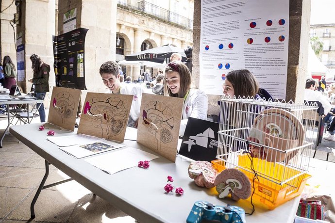 Archivo - Elhuyar Zientzia Azokaren aurreko edizio bat