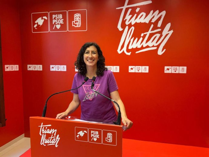 La secretaria general de la Federación Socialista de Mallorca, Amanda Fernández.