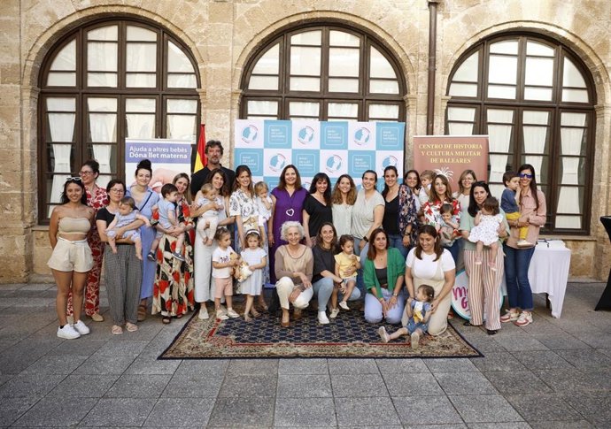 El Banco de Sangre rinde homenaje a las donantes del Banco de Leche Materna
