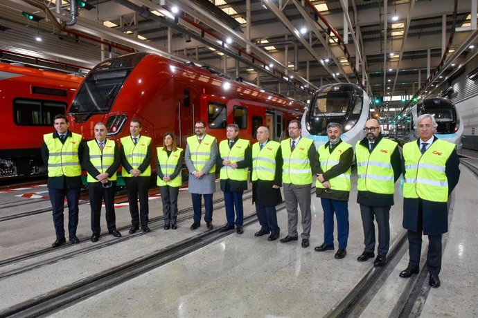 Archivo - Imagen de la presentación del inicio de la fabricación de los nuevos trenes de ancho métrico de Renfe, en CAF
