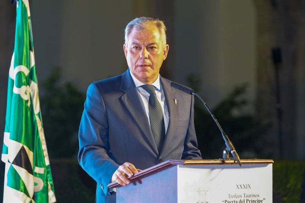El alcalde de Sevilla, José Luis Sanz, en los los Premios Puerta del Príncipe 2025.