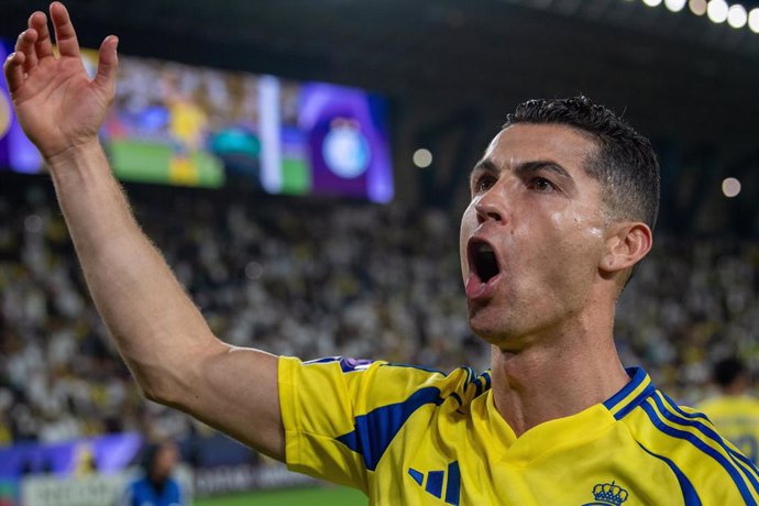Archivo - 10 March 2025, Saudi Arabia, Riyadh: Al-Nassr's Cristiano Ronaldo celebrates after scoring his side's third goal of the game from a penalty shot during the AFC Champions League round of 16 second-leg soccer match between Al-Nassr and Esteghlal a
