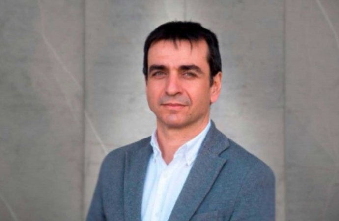 El nuevo rector de la Universidad Rey Juan Carlos (URJC), Abraham Duarte, el 7 de mayo de 2025.