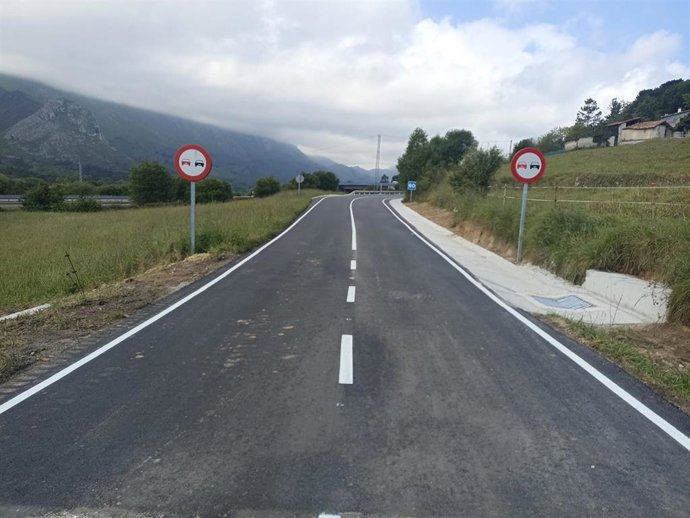 Obras de mejora estructural de la carretera de Andrín (LLN-2), en Llanes.