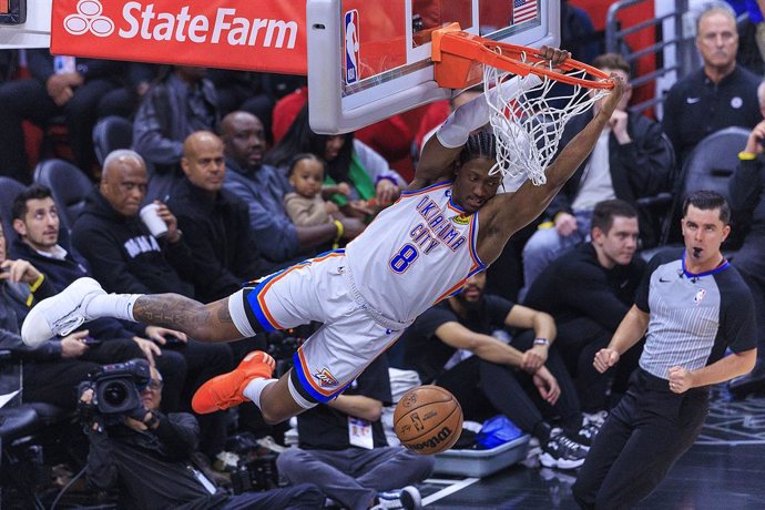 Archivo - 16 January 2024, US, Los Angeles: Oklahoma City Thunder player Jalen Williams dunks the ball during the NBA basketball match between Oklahoma City Thunder and Los Angeles Clippers at Crypto.com Arena. Photo: Ariana Ruiz/PI via ZUMA Press Wire/dp