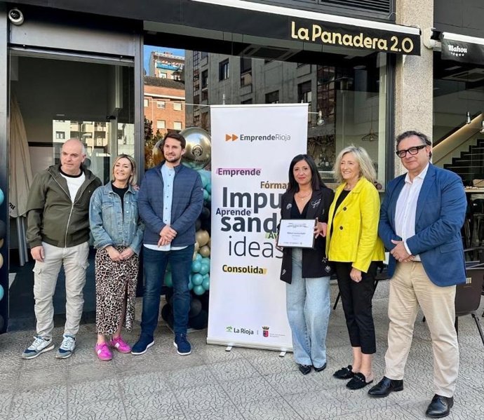 La ADER distingue al establecimiento 'La Panadera' con el reconocimiento Emprendedor del Mes en la comarca de Calahorra