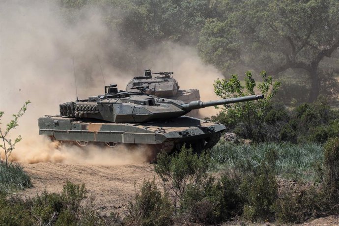 Archivo - Arquivo - Um tanque Leopard 2E