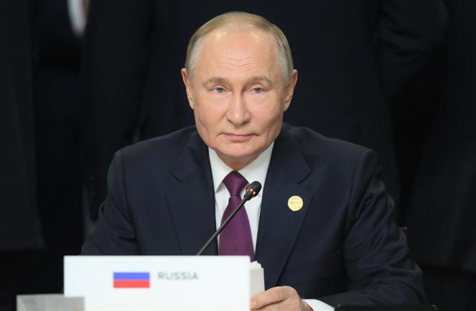 Archivo - El presidente de Rusia, Vladimir Putin, durante la cumbre de los BRICS+ en Kazán en octubre de 2024 (archivo)