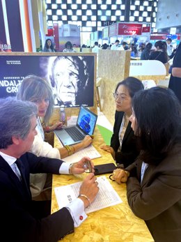 Andalucía refuerza los contactos con intermediarios turísticos chinos en la ITB de Shanghái.