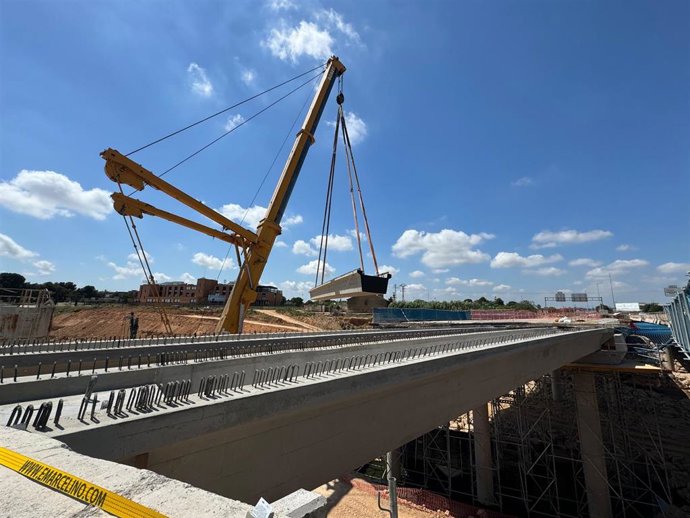 Imagen del puente de la CV-33