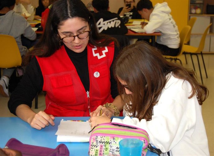 Voluntaria de Cruz Roja.
