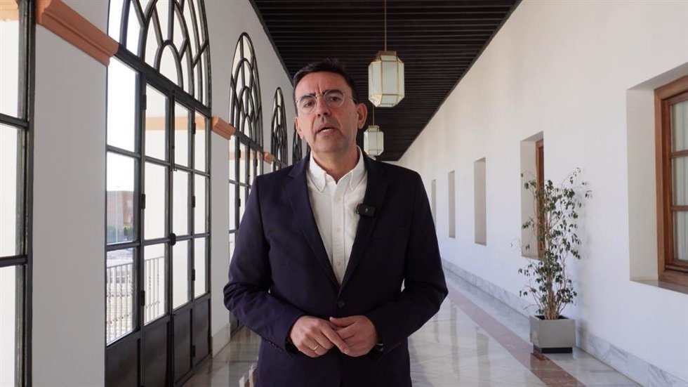 El portavoz del Grupo Socialista en la comisión de Presidencia del Parlamento andaluz, Mario Jiménez, en una foto de archivo.