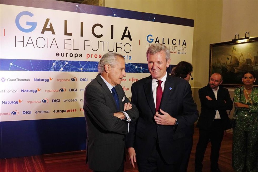 Rueda y Martín de Cabiedes, en la jornada celebrada en Santiago.