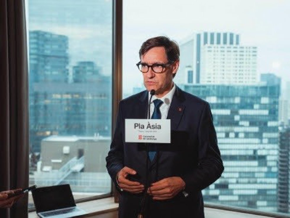 El presidente de la Generalitat, Salvador Illa, presentando el Pla sia ante los medios