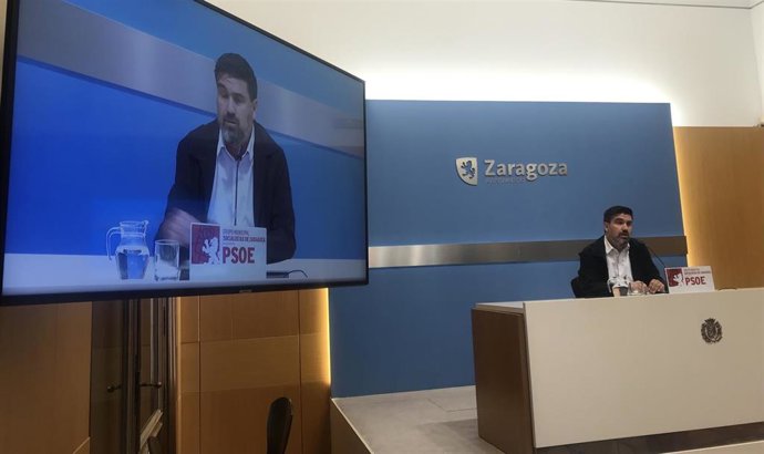 El Concejal Del Grupo Municipal Del PSOE En El Ayuntamiento De Zaragoza, Horacio Royo