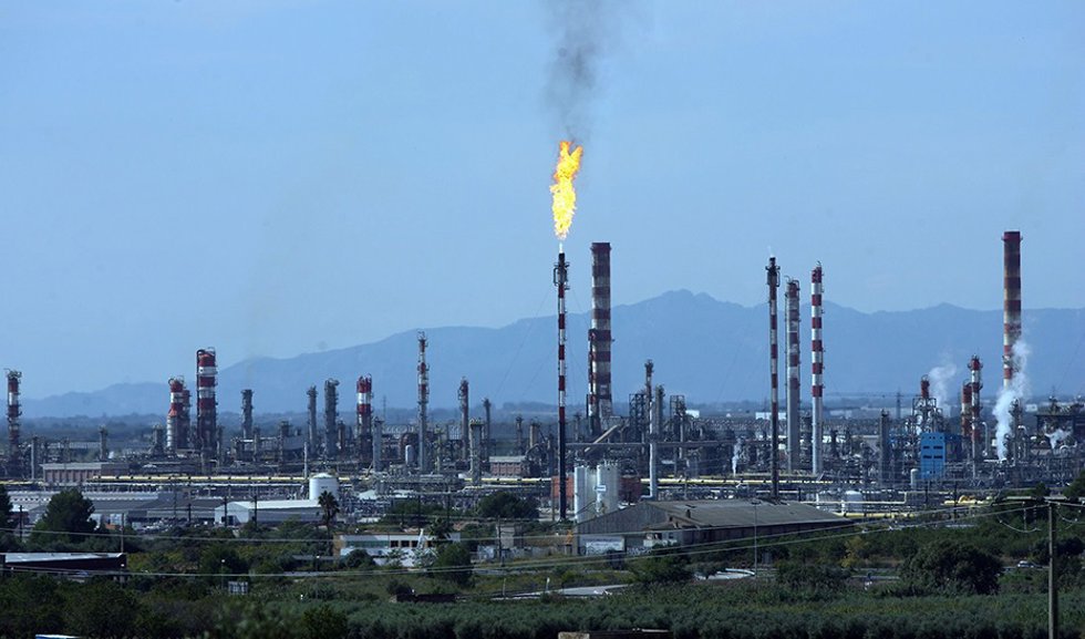 Archivo - Especialmente "significativo" es el caso del área energética, que "ha revertido la tendencia al alza observada en 2021".
