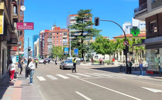 Irculación en el entorno de la estación de Matallana de León capital, tras la apertura de nuevos viales.
