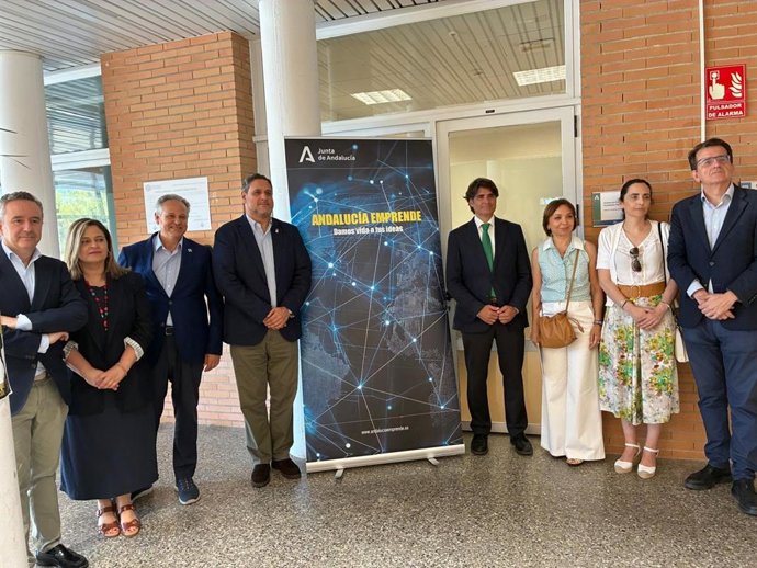 La Junta ayuda a 72 universitarios en la creación de casi 70 empresas desde el CADE de la Universidad de Almería.