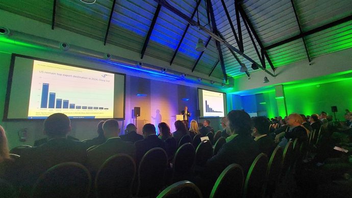 Port de Tarragona atrae a empresas del sector automovilístico en el ECG Congress de Cascais (Portugal).