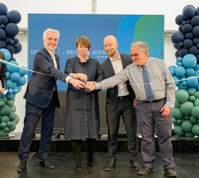 Inauguración de la nueva línea de producción de Bioglan