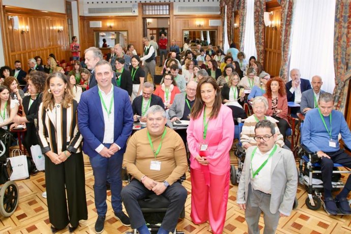 La consejera de Inclusión Social, Begoña Gómez del Río durante su participación en la jornada sobre la ELA celebrada en el Palacio de la Magdalena