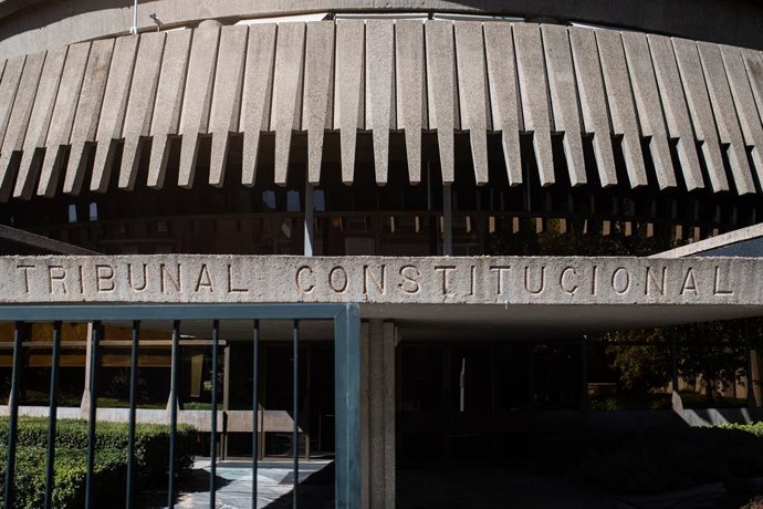 Archivo - Arxiu - Façana del Tribunal Constitucional