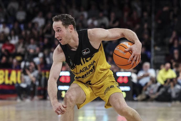 Archivo - Marcelinho Huertas of La Laguna Tenerife in action during the Liga Endesa ACB, match played between FC Barcelona and La Laguna Tenerife at Palau Blaugrana on March 09, 2025 in Barcelona, Spain.
